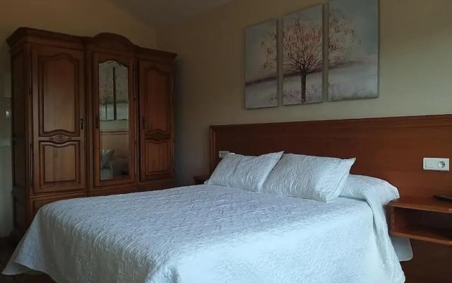 Hostal Restaurante O Cadaval