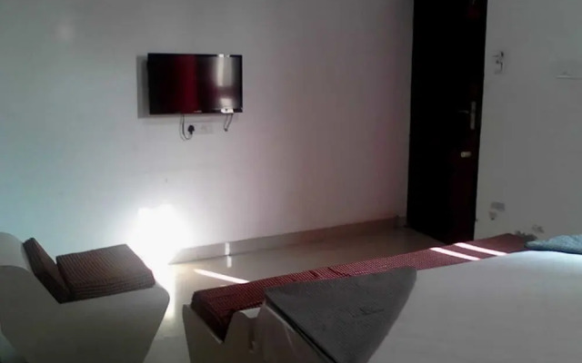 Hotel SR Residency