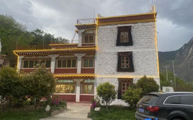 Modu Shanzhuang Hotel