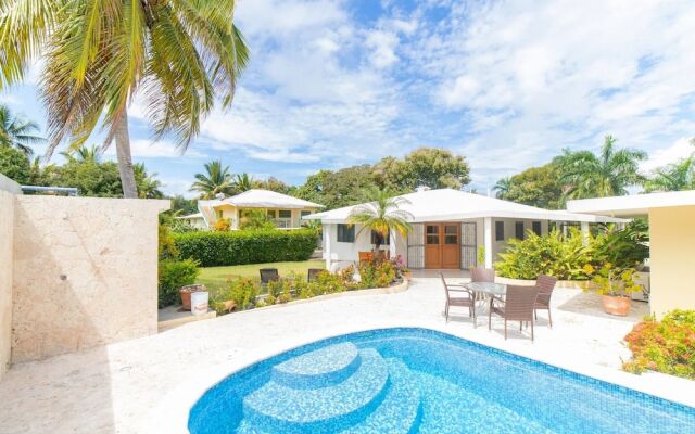 Casati Family House, Great Pool & Garden!