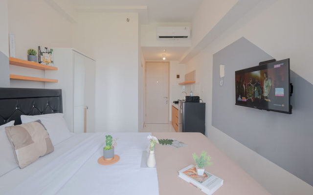 Comfort And Warm Studio At Tokyo Riverside Pik 2 Apartment – Guest Rooms – Jakarta