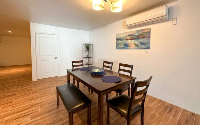 Spacious 3BR House Near Iconic Sandy Beach