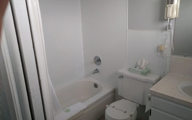 Ocean Shores Inn & Suites