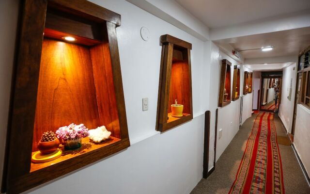Capac Inka Wasi Plaza