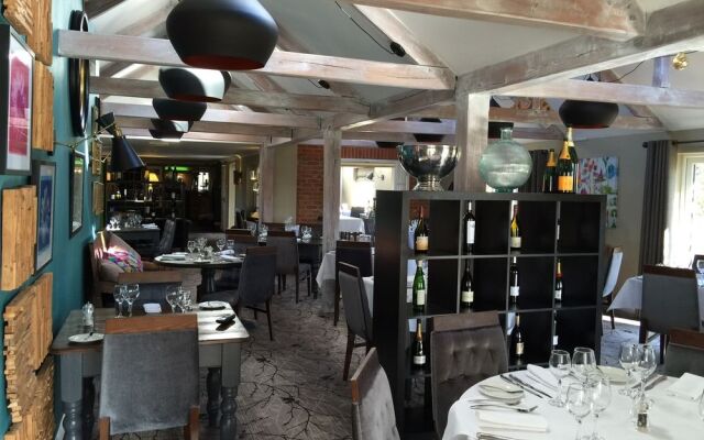 Crouchers Hotel