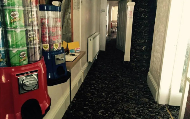 Kingsway Hotel