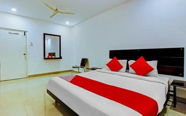 Hotel Meridian Grand