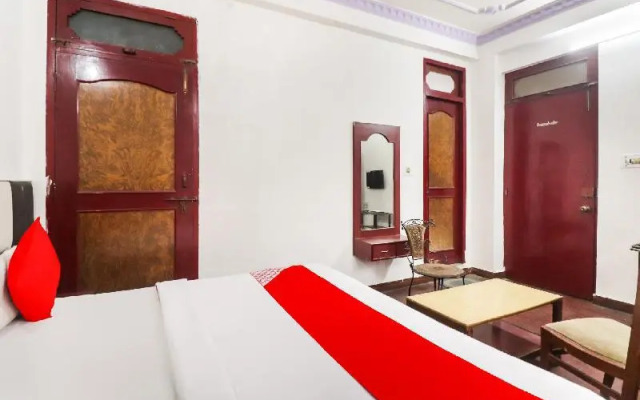 OYO 78194 Hotel Ashirwad