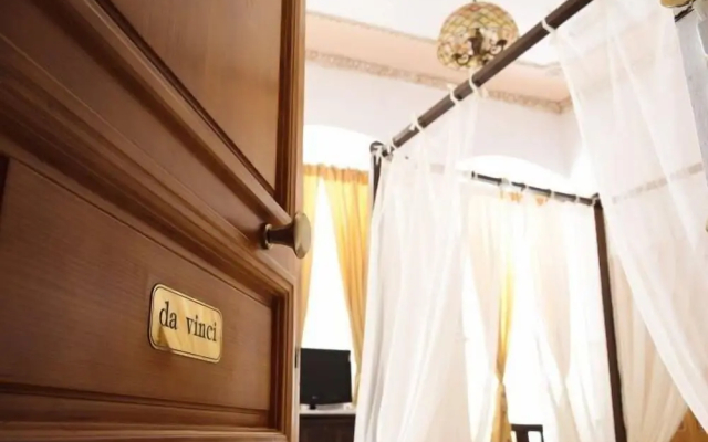 Monte Kristo Hotel