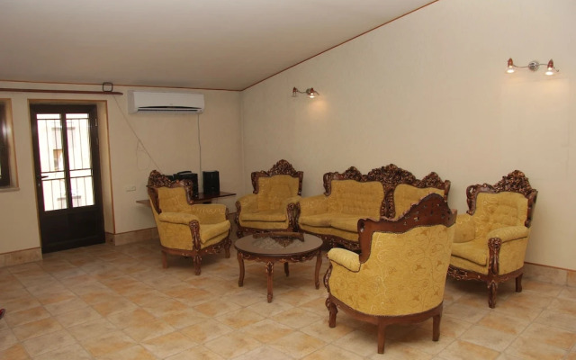 Rafael Hostel