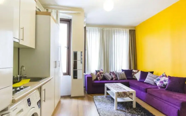 Athena Suites