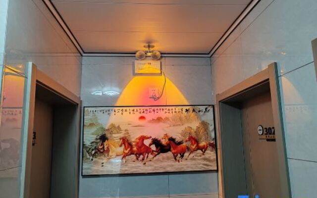 Sanqingshan Yinhu Xiaozhu Homestay