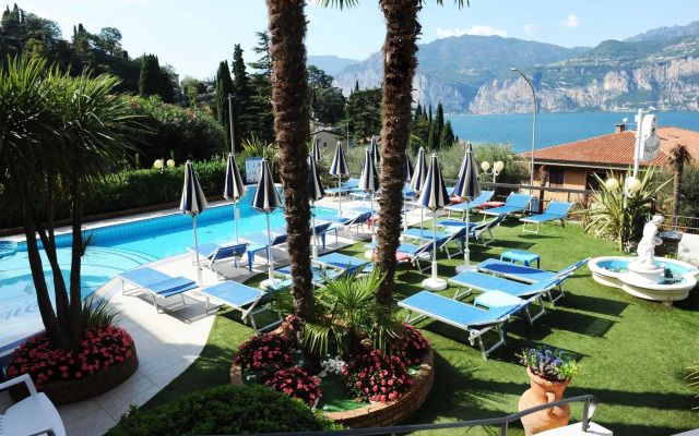 Hotel Cristallo