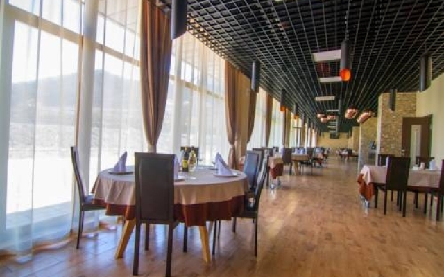 Art Up City Hotel