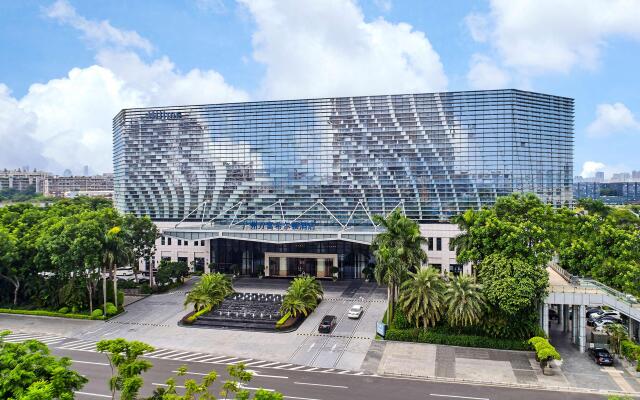 Hilton Guangzhou Baiyun - Free Shuttle for Canton Fair Period, Close to Luhu Golf Club & Leather Market