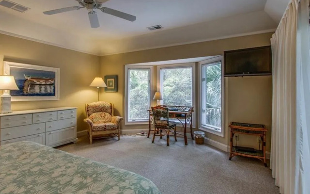 Sandhill Crane 16 by RedAwning