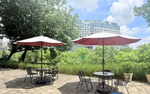Zhijie Apartment – Outside – Guangzhou