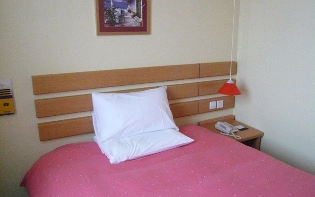 Home Inn – Guest Rooms – Nantong