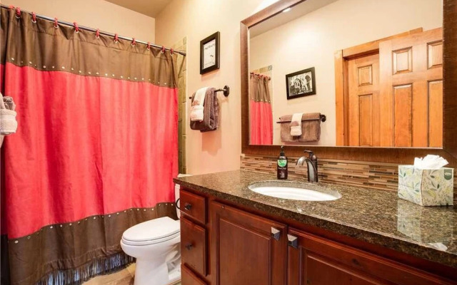 Churchill Lodge South