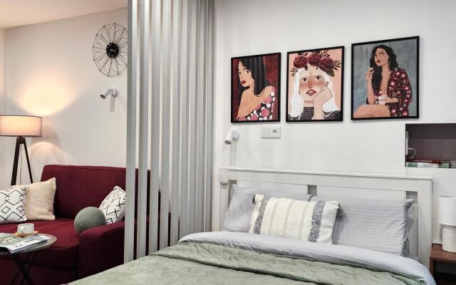 Comfort Apartment on Yelninskaya St., 15