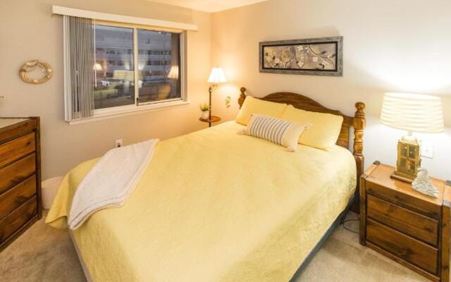 28th St Condo 304