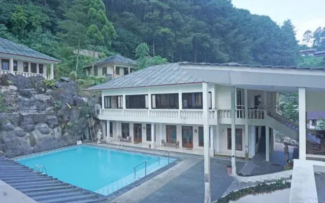 OYO 92966 Villa Bukit Awan