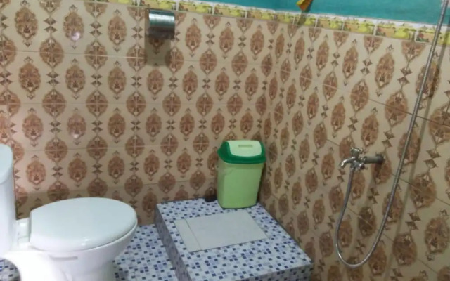 Sutrisno Homestay - Hostel