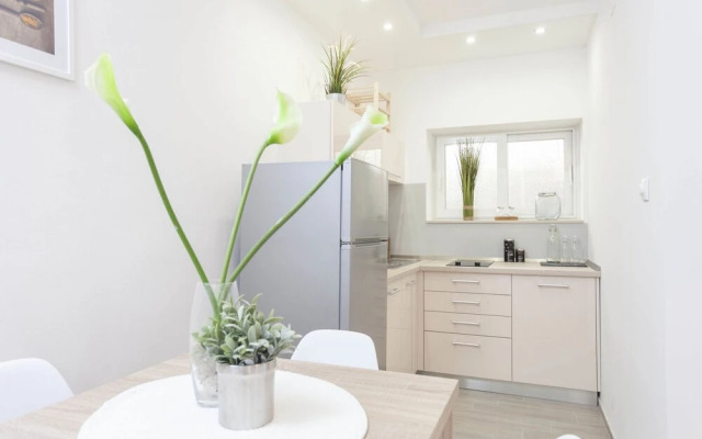 Maja - 50 m From Beach - A2