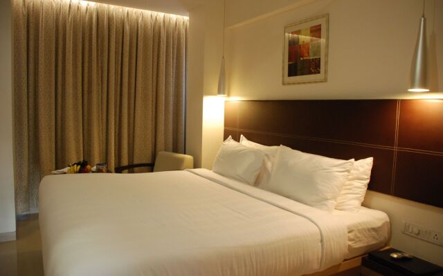 Oriental Residency Hotel