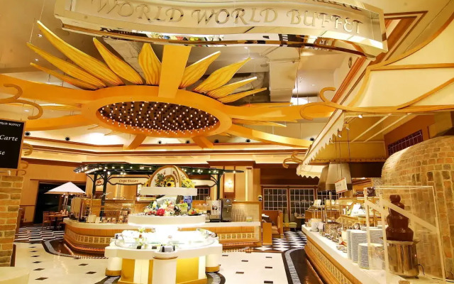 Oriental Hotel Universal City