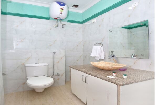 OYO 13130 Dream Nest