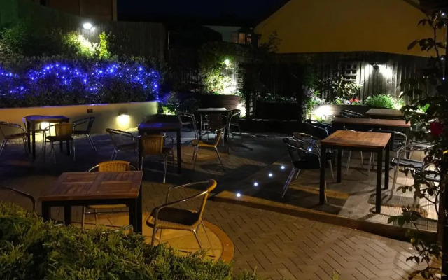 Walnut Tree Inn
