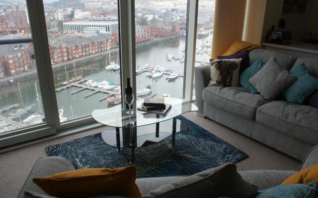 Coastal City Rooms – Waterfront