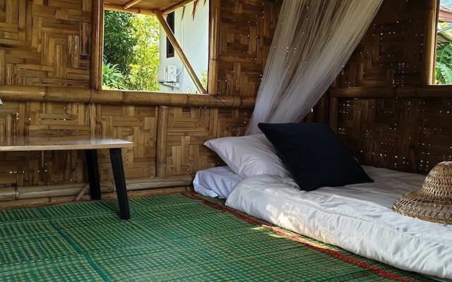 Samui Caravans Hill Camp