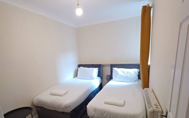 Southampton 2-bedroom House