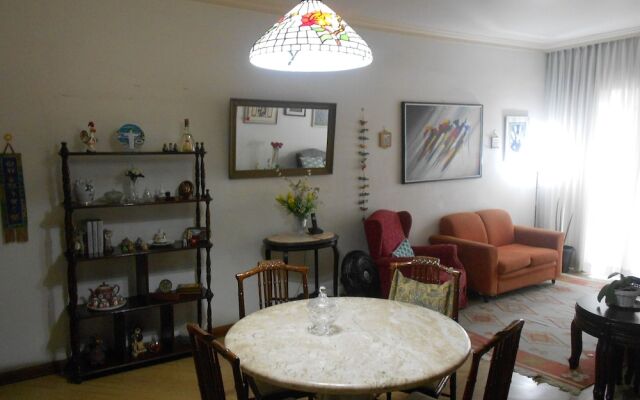 Gohouse - Loureiro 102