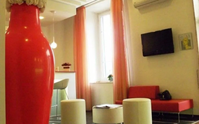 Tirreno Beachfront Apartments