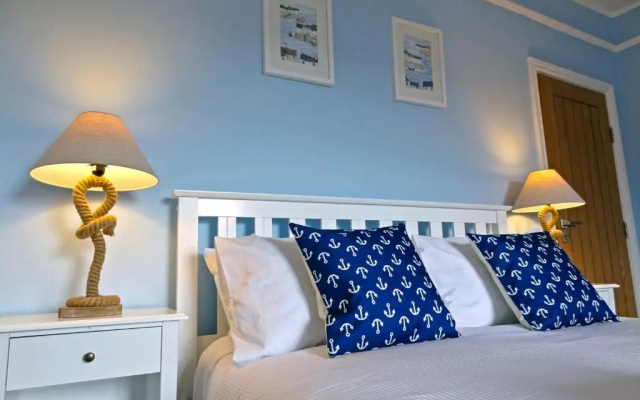 Nautical Apartment by Seaside Llandudno