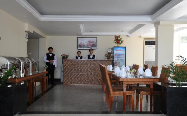 Hotel War Dan