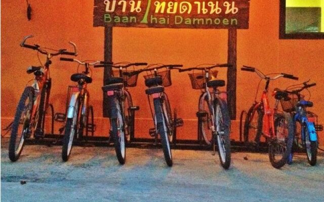 Baan Thai Damnoen Canal House Resort