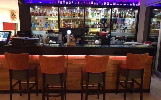Lamex-Inn Hotel & Restaurant
