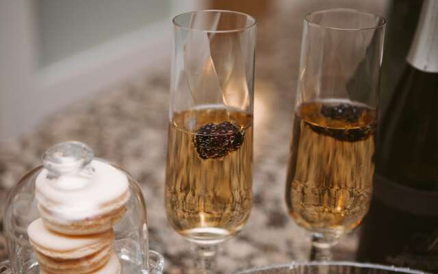 The Maple Boutique Suites