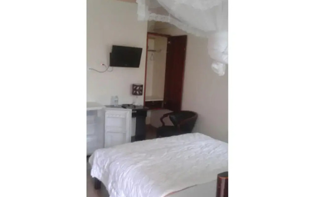 United Motel Entebbe