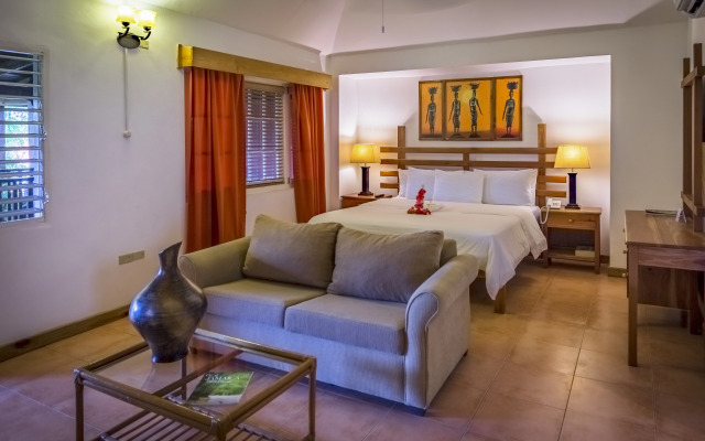 Decameron Club Caribbean Runaway Bay, Ramada All-Inclusive Resort