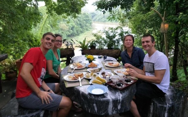 Ban Mai Phai Pha Holiday House
