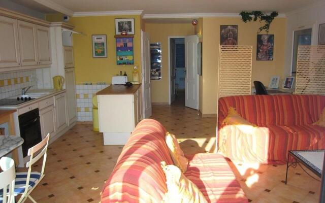 Appartement Cavalaire-sur-Mer, 3 pièces, 6 personnes - FR-1-100-212