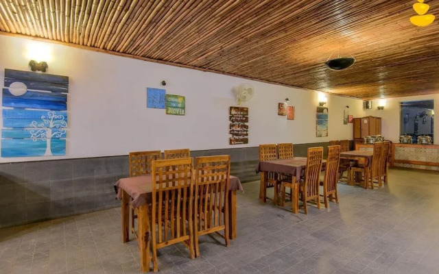 LivingStone Eco Resort