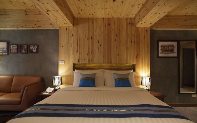 Sanae' Townhouse Chiang Mai