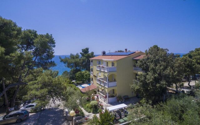 Villa Nela
