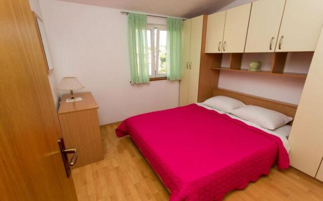 Apartments Mare - 30m from beach